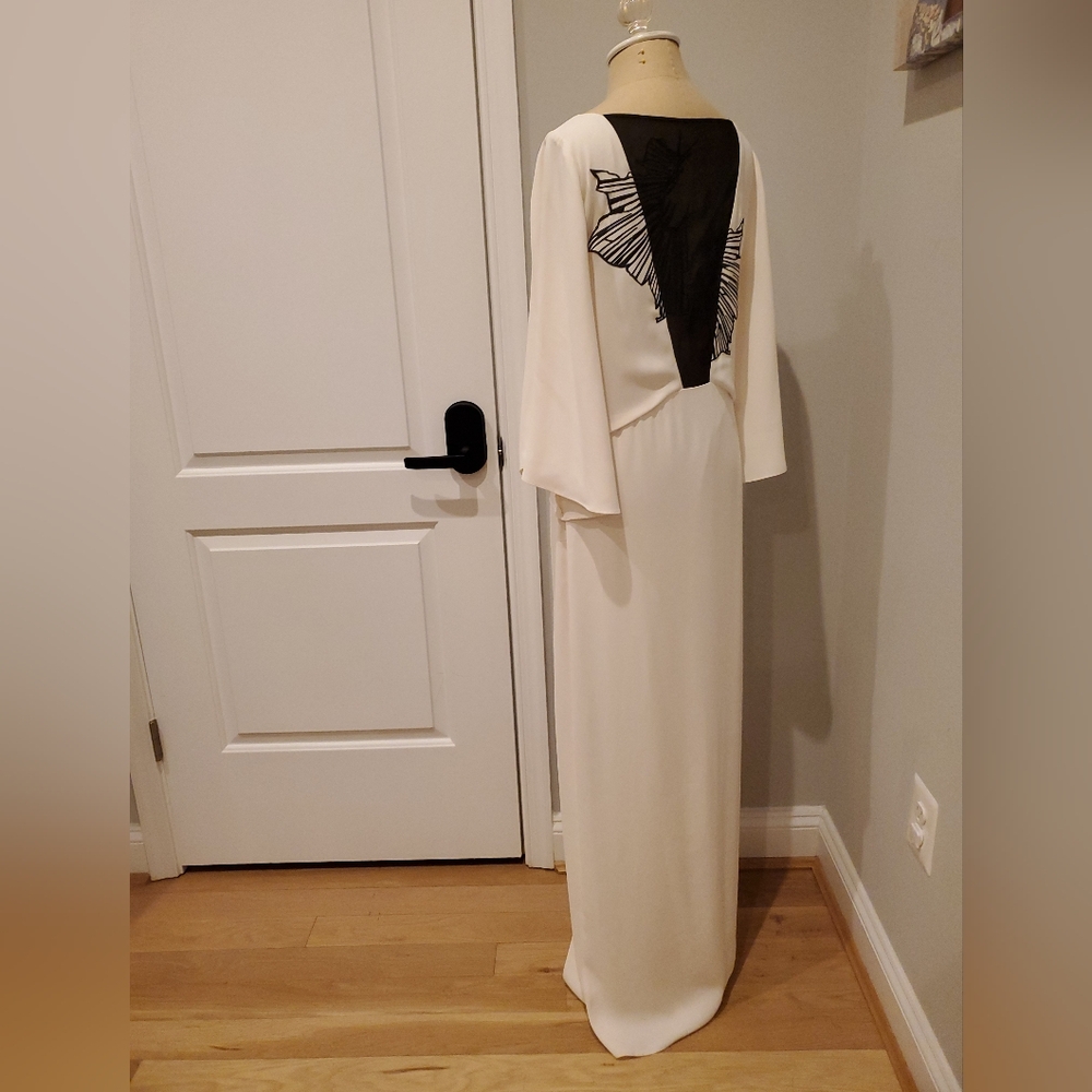 Halston Heritage Maxi Cocktail/Gala/Formal Cream Dress Embellished Back Size 2